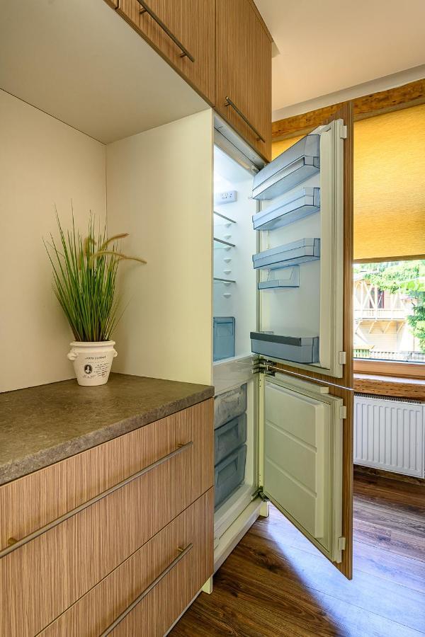 Holiday Apartment With Terrace Liepaja Exterior photo