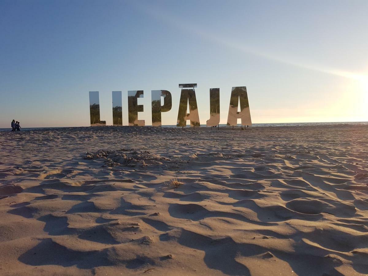 Holiday Apartment With Terrace Liepaja Exterior photo